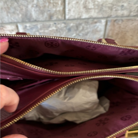 EUC Tory Burch satchel - Picture 2 of 7